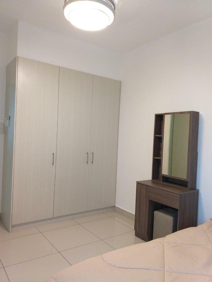 Aliff Avenue 2 Bedroom Homestay Johor Bahru Exteriör bild