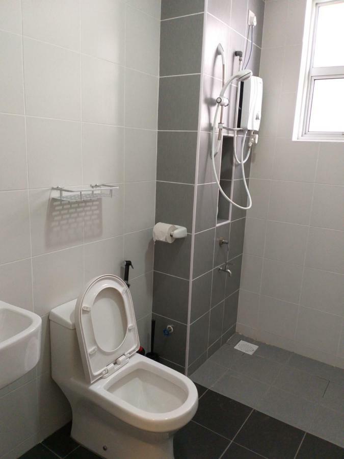 Aliff Avenue 2 Bedroom Homestay Johor Bahru Exteriör bild
