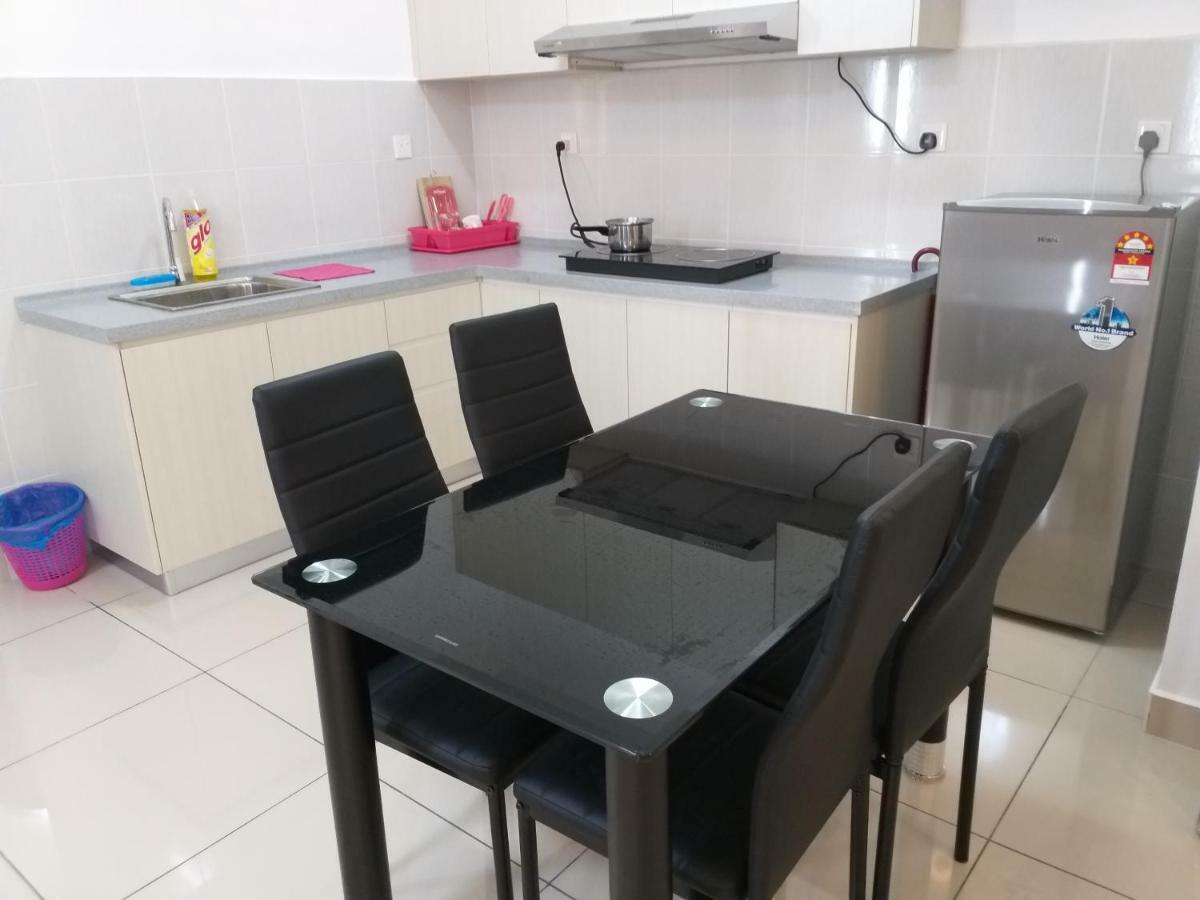 Aliff Avenue 2 Bedroom Homestay Johor Bahru Exteriör bild